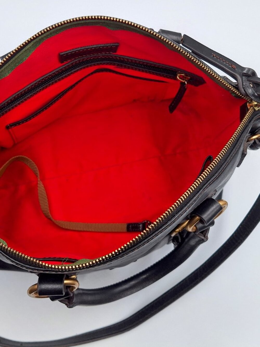 Dooney & Bourke Black Florentine Leather Satchel Crossbody Mint Condition - Picture 6 of 11